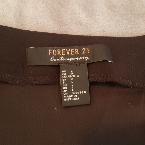 Blouse - Picture 2 of 3